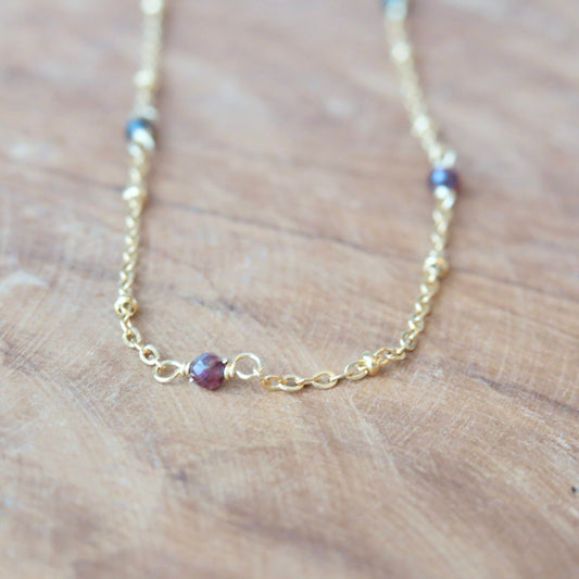 Ketting 'Tiny Treasures' - Granaat