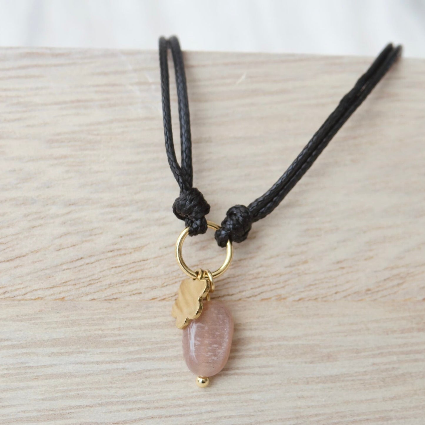 Armband met Gewaxed Katoen - "Weave Black" - Bloem & Zonnesteen