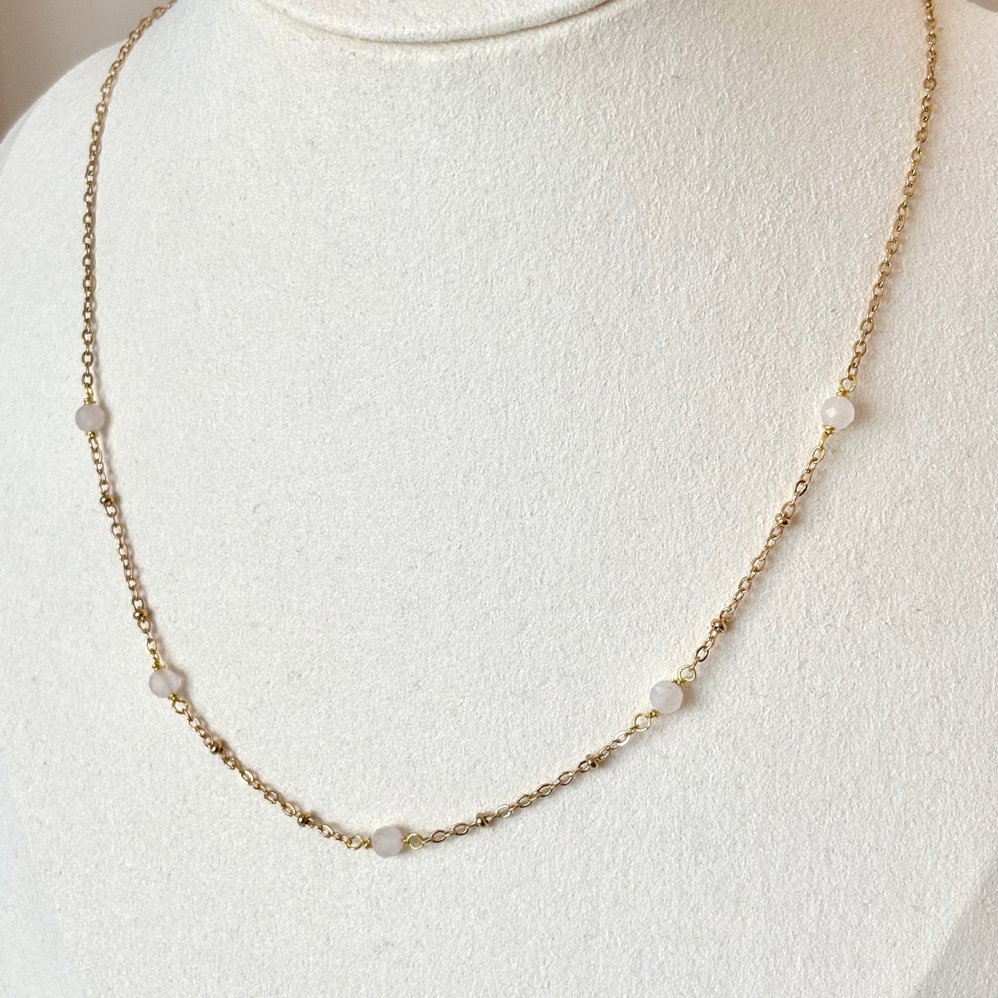 Ketting 'Tiny Treasures' - Rozenkwarts