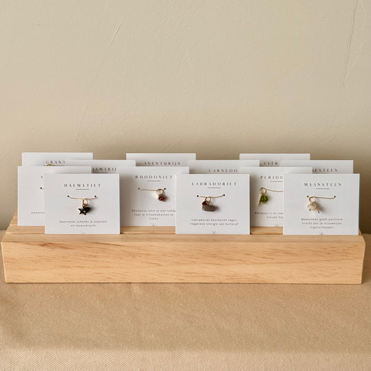 Gevulde display - Hangers "Token"