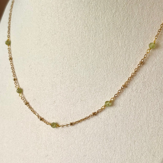 Ketting 'Tiny Treasures' - Peridoot