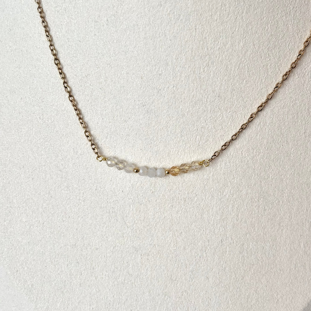 Ketting - 'Bar' - Citrien, Maansteen, Bergkristal – handgemaakt sieraad van LindenDesign